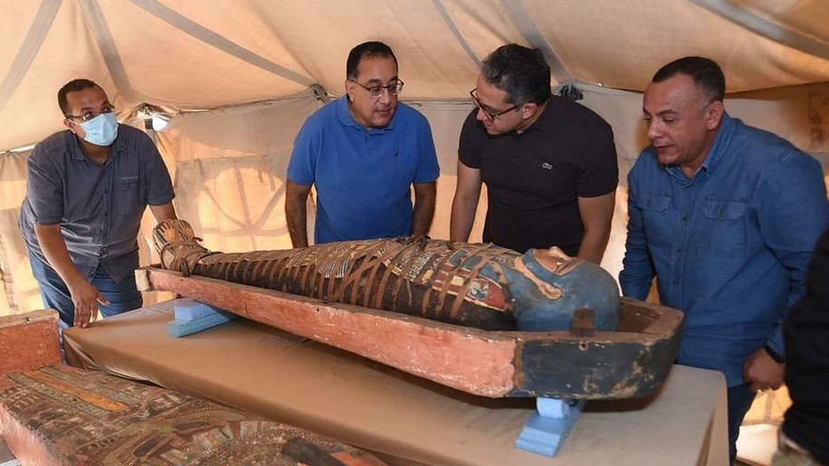 HISTÓRICO DESCUBRIMIENTO. HALLAN TUMBA FARAÓNICA EN EGIPTO Bariloche